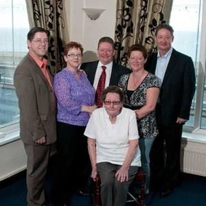 Meet your Posher, Francis